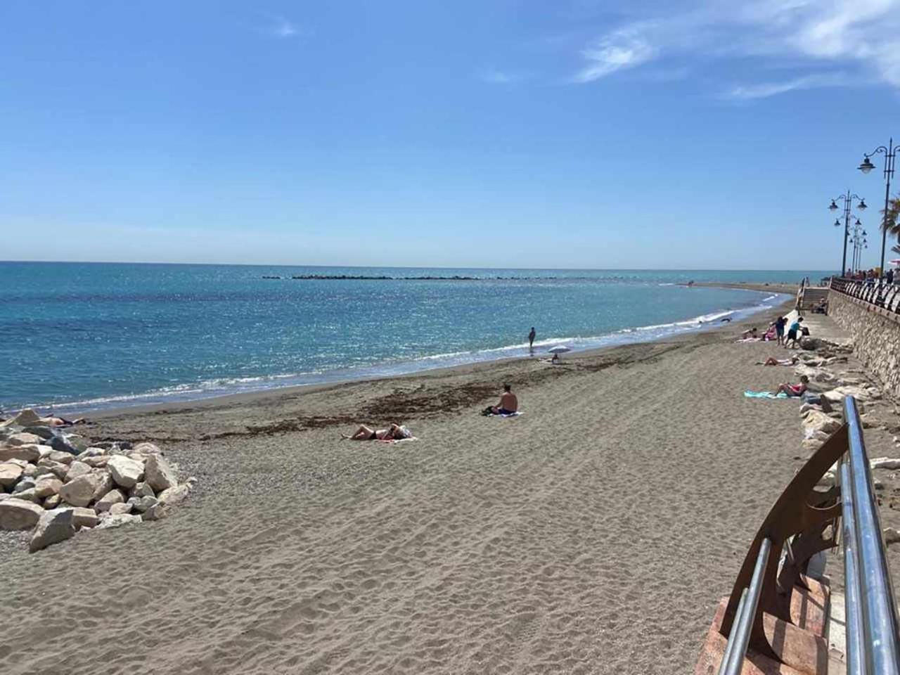 דירות Mar En Calma בנאלמדנה מראה חיצוני תמונה